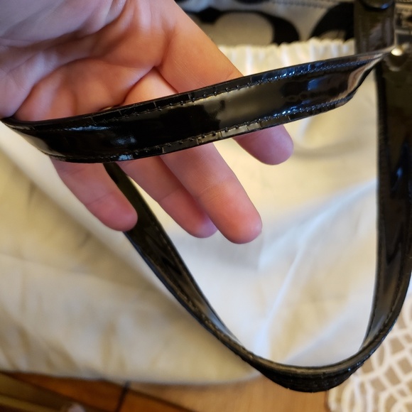 Coach - Picture 8 of 8